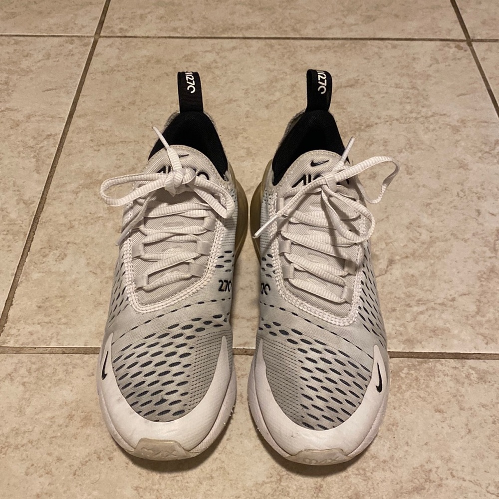 Women’s Nike Air Max 270